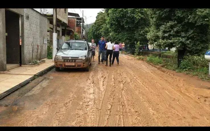 Chuvas em Timóteo: Defesa Civil atua em áreas afetadas por enchente