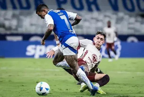 Cruzeiro é superado pelo Mushuc Runa em casa na Copa Sul-Americana