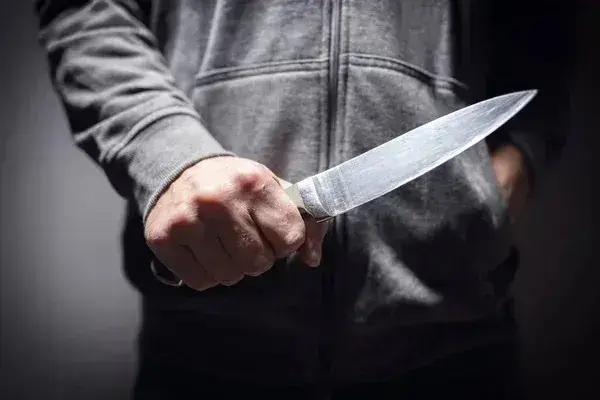 Homem de 46 anos é preso em Ipatinga após ameaçar irmã com faca