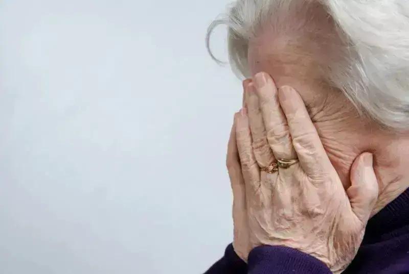 Idosa de 77 anos é agredida por funcionária em condomínio de Ipatinga