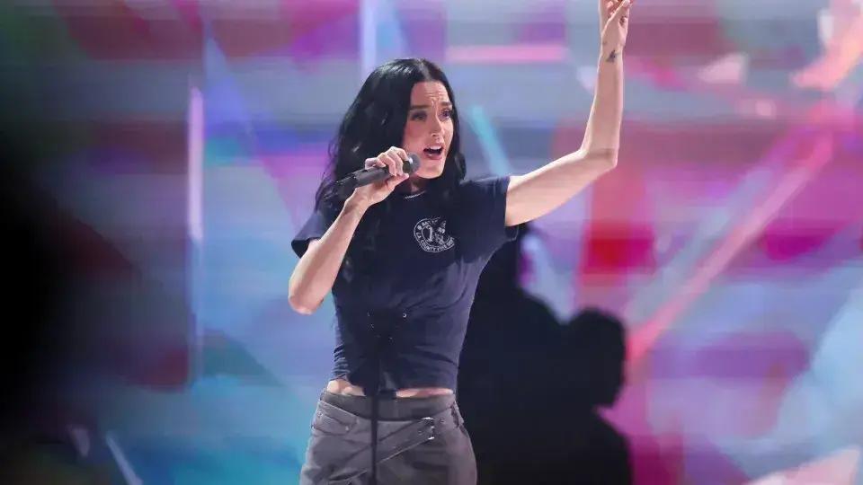 Katy Perry e Gayle King embarcam em viagem histórica ao espaço