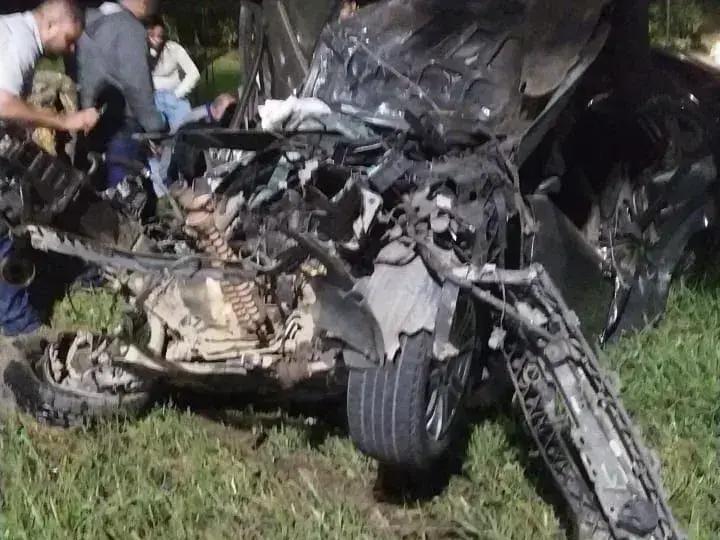 Acidente violento em Ipatinga deixa feridos e destrói veículo