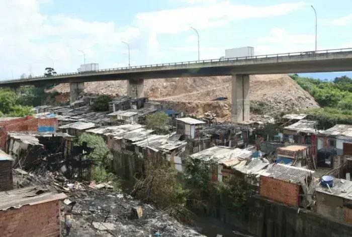Câmara dos Deputados debate projeto para censo de déficit habitacional