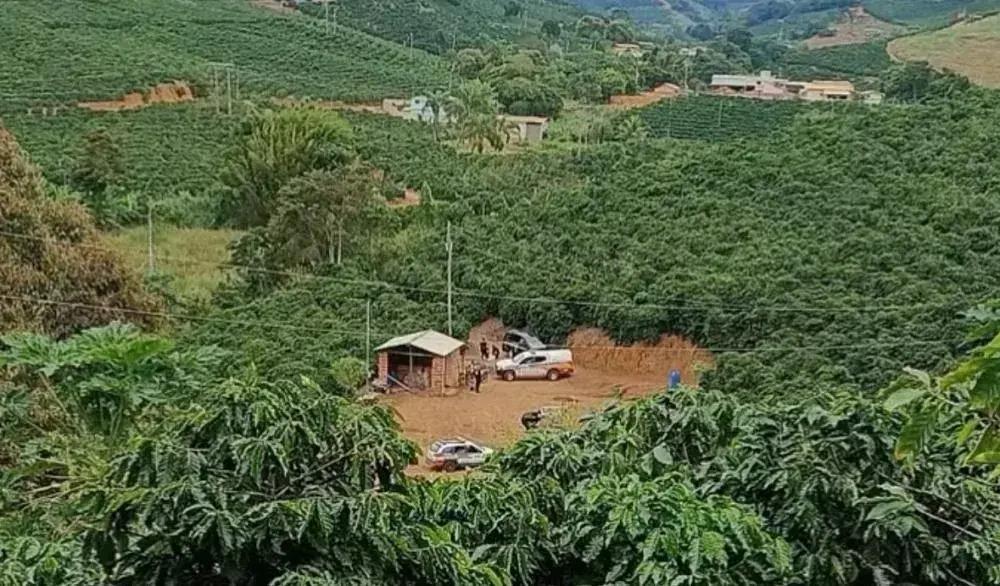 Corpo carbonizado é encontrado em lavoura de café; suspeito permanece foragido
