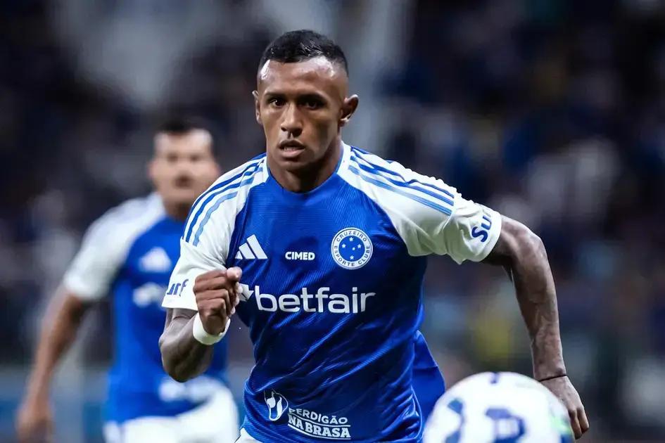 Cruzeiro está perto de confirmar a compra do atacante Marquinhos
