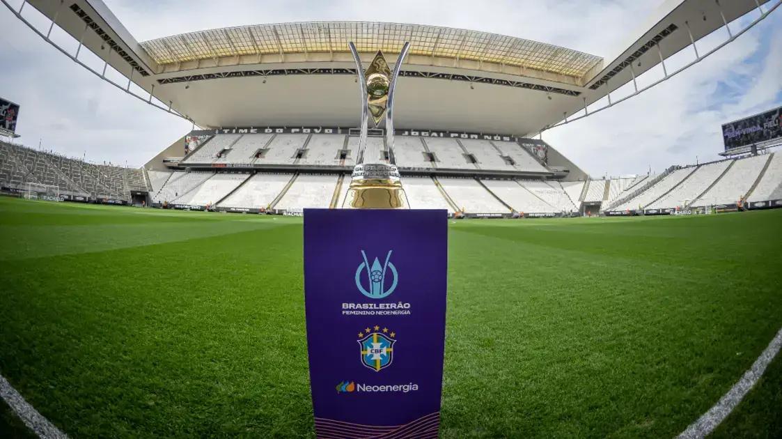Desvendando o Rebaixamento no Campeonato Brasileiro Feminino: Fatores Impactantes