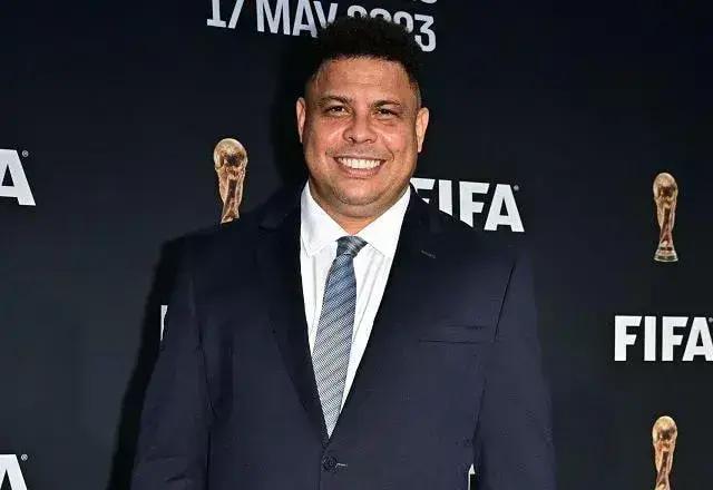 Presidente do Valladolid é flagrado bêbado após derrota e gera revolta na torcida