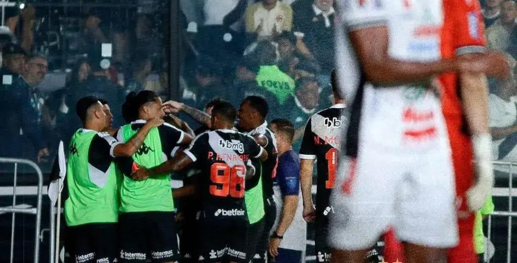 Vasco avança na Copa do Brasil após emocionante disputa de pênaltis contra o Operário