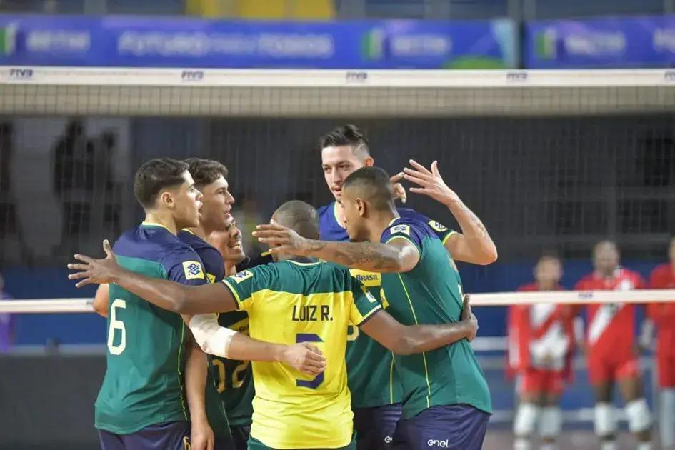 Brasil brilha e vence Peru na Copa América Masculina de Vôlei por 3 a 0