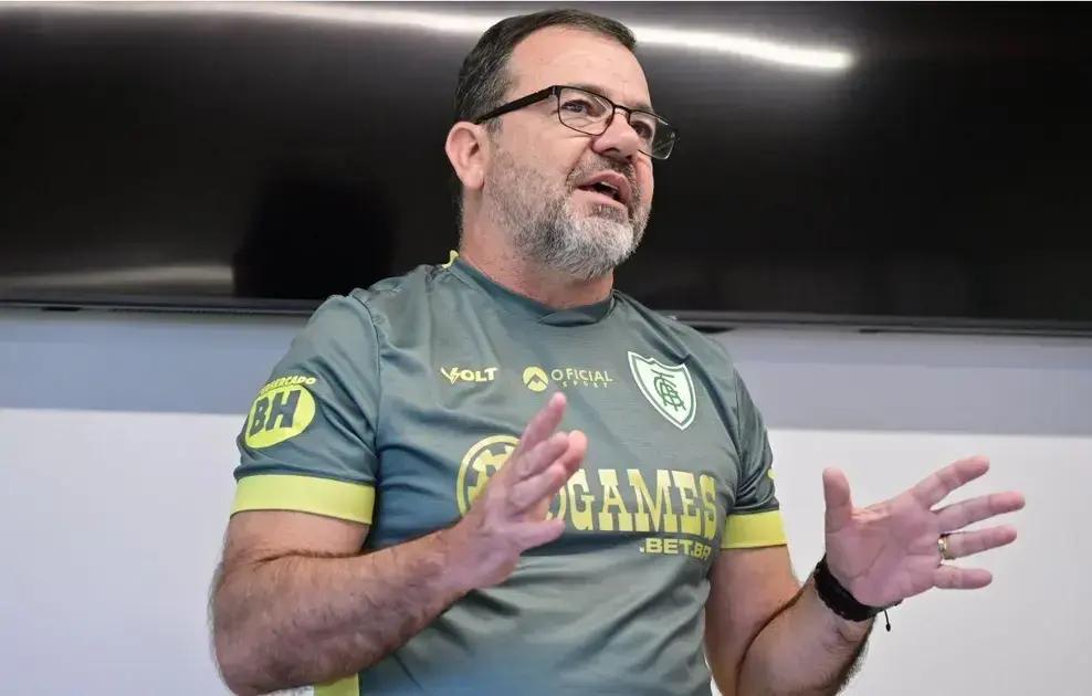 Enderson Moreira tem plano estratégico para recuperação do América na Série B