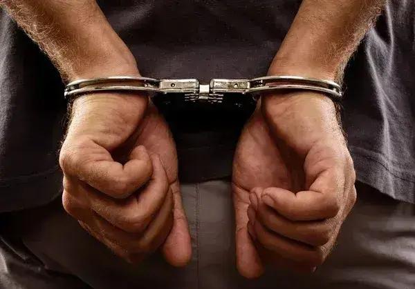 Homem é detido no Bom Jardim, Ipatinga, por mandado judicial