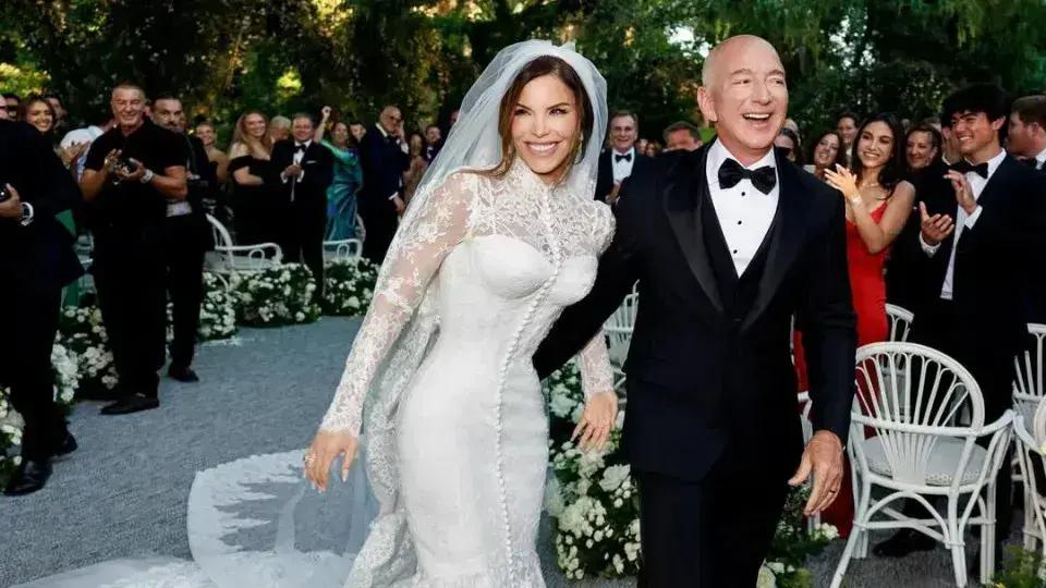 Jeff Bezos e Lauren Sánchez oficializam casamento em Veneza; veja detalhes