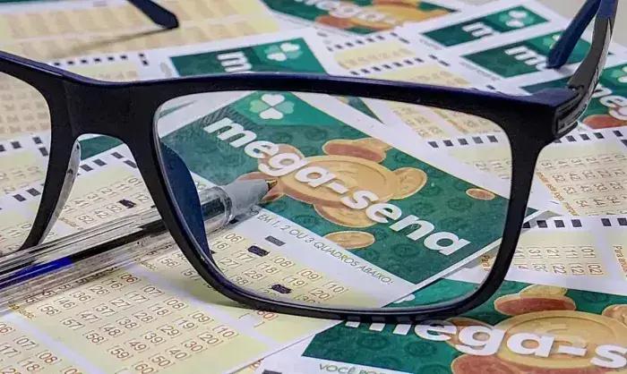 Mega-Sena sorteia R$ 100 milhões neste sábado: saiba como participar
