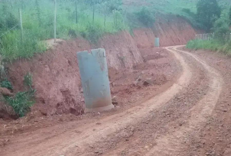 Moradores de Ipaba reivindicam melhorias estruturais e Prefeitura responde