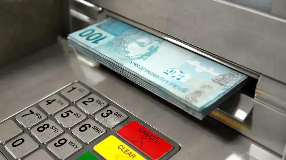 Rendimento médio dos brasileiros atinge R$ 3.270 no final de 2024