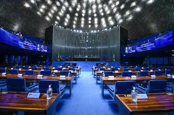 Senado vota projeto para excluir atenuante em crimes de estupro por menores