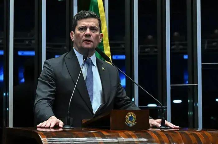 Sergio Moro comenta avanços no combate ao narcotráfico e critica o governo atual