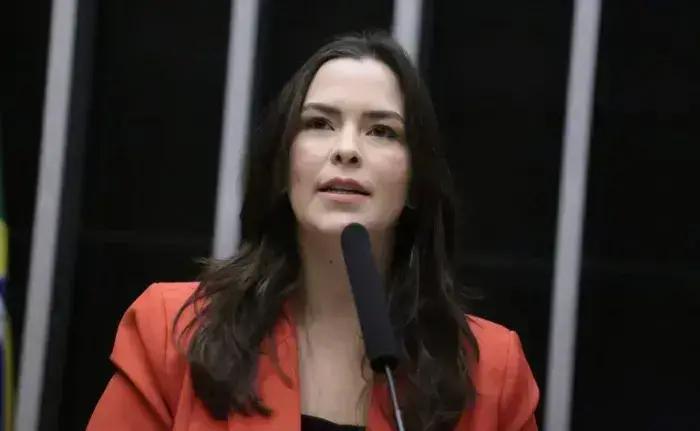 Aprovado projeto que limita o princípio da insignificância em crimes contra mulheres