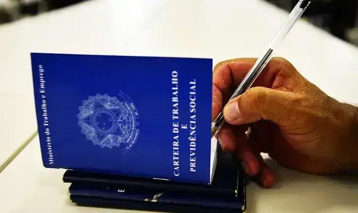 Desemprego no Brasil recua para 5,6%: menor índice desde 2012