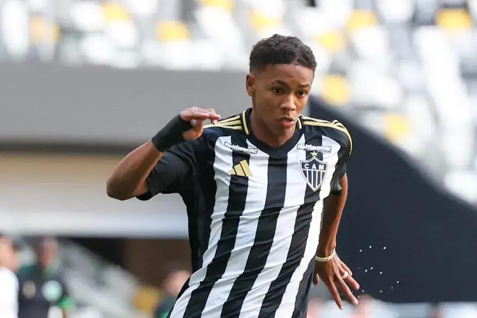 Gabriel Veneno recusa propostas e sonha em brilhar no Atlético-MG