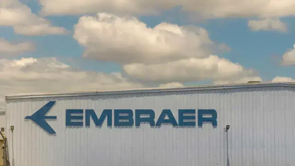 Grupo Latam firma acordo para compra de até 74 aeronaves E195-E2 da Embraer