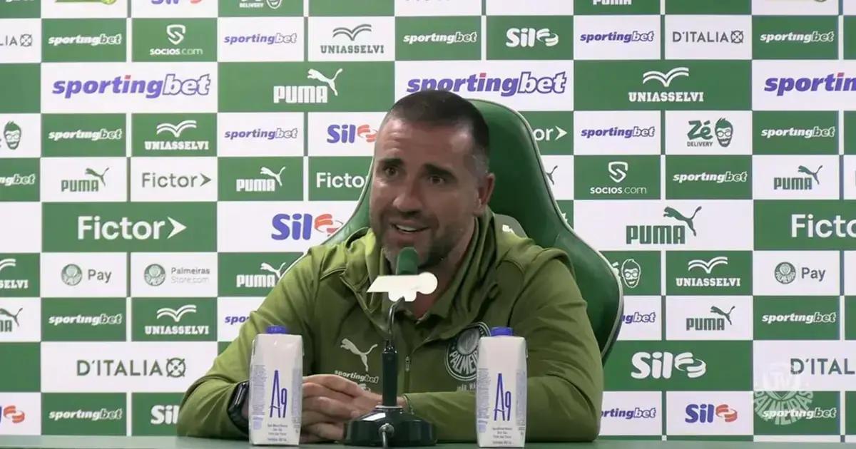 João Martins fala sobre a possibilidade do Palmeiras comprar Bruno Fuchs