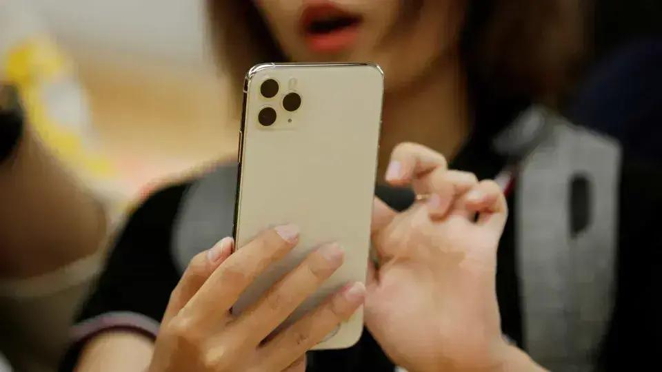 Leilão da Receita oferece iPhone e carros com preços a partir de R$ 4 mil