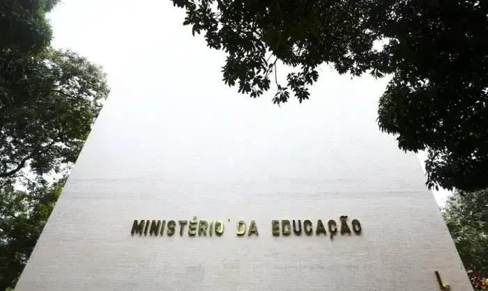 MEC divulga lista de cursos superiores semipresenciais: saiba mais