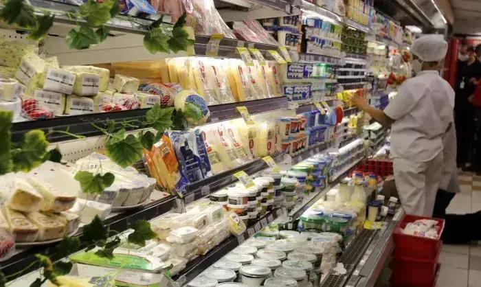 Queda nas exportações de alimentos em agosto devido a tarifas dos EUA