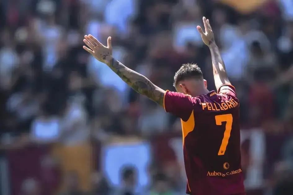 Roma conquista vitória sobre a Lazio e avança na tabela do Campeonato Italiano