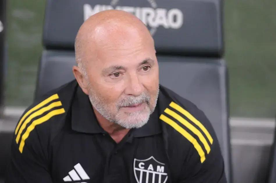 Sampaoli comenta derrota do Atlético para Cruzeiro e a 'histeria' da equipe