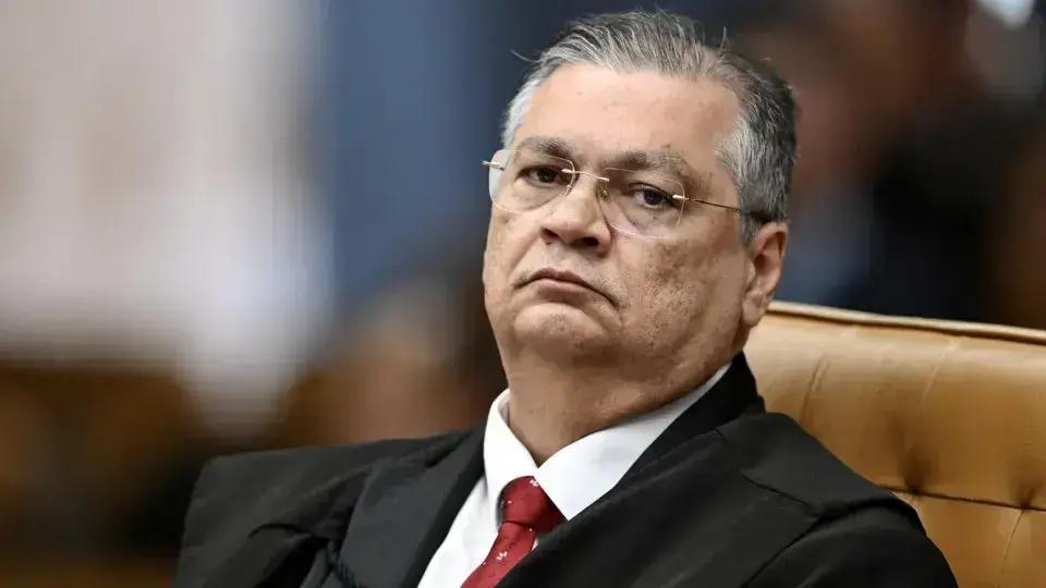 STF suspende julgamento sobre aposentadoria por invalidez após pedido de Flávio Dino