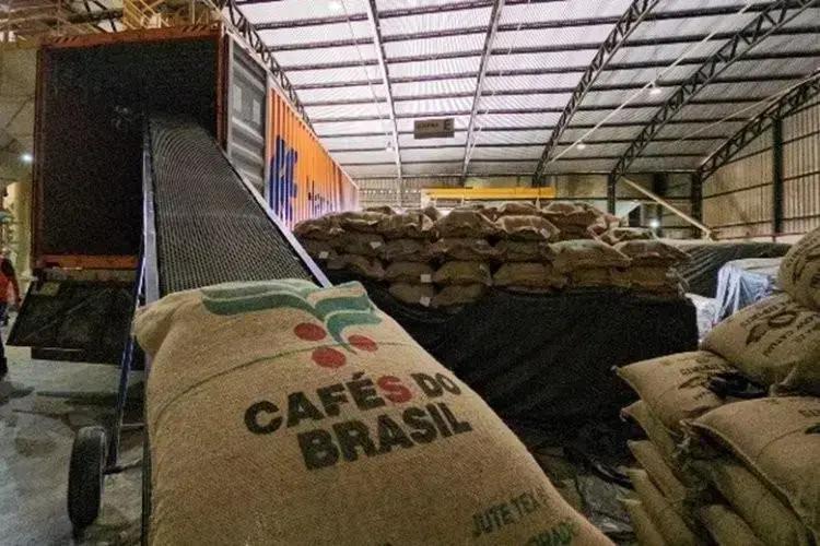 Varginha se destaca na economia mineira com exportações de café