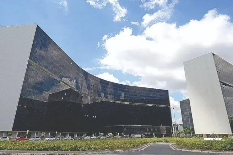 Arrecadação sobe 7,5% em Minas